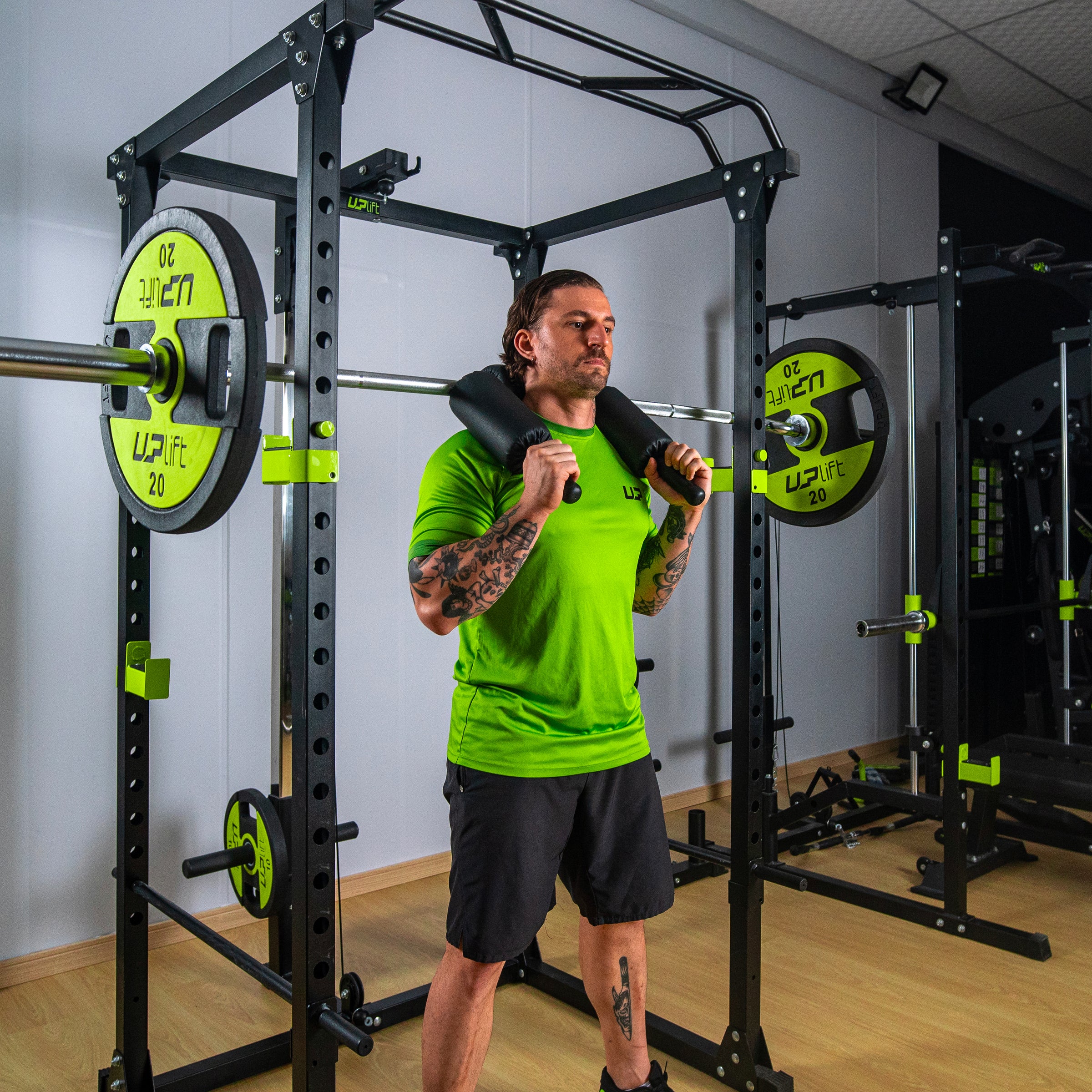 Barra Olímpica de Agachamento com Apoio (Safety Squat Bar)