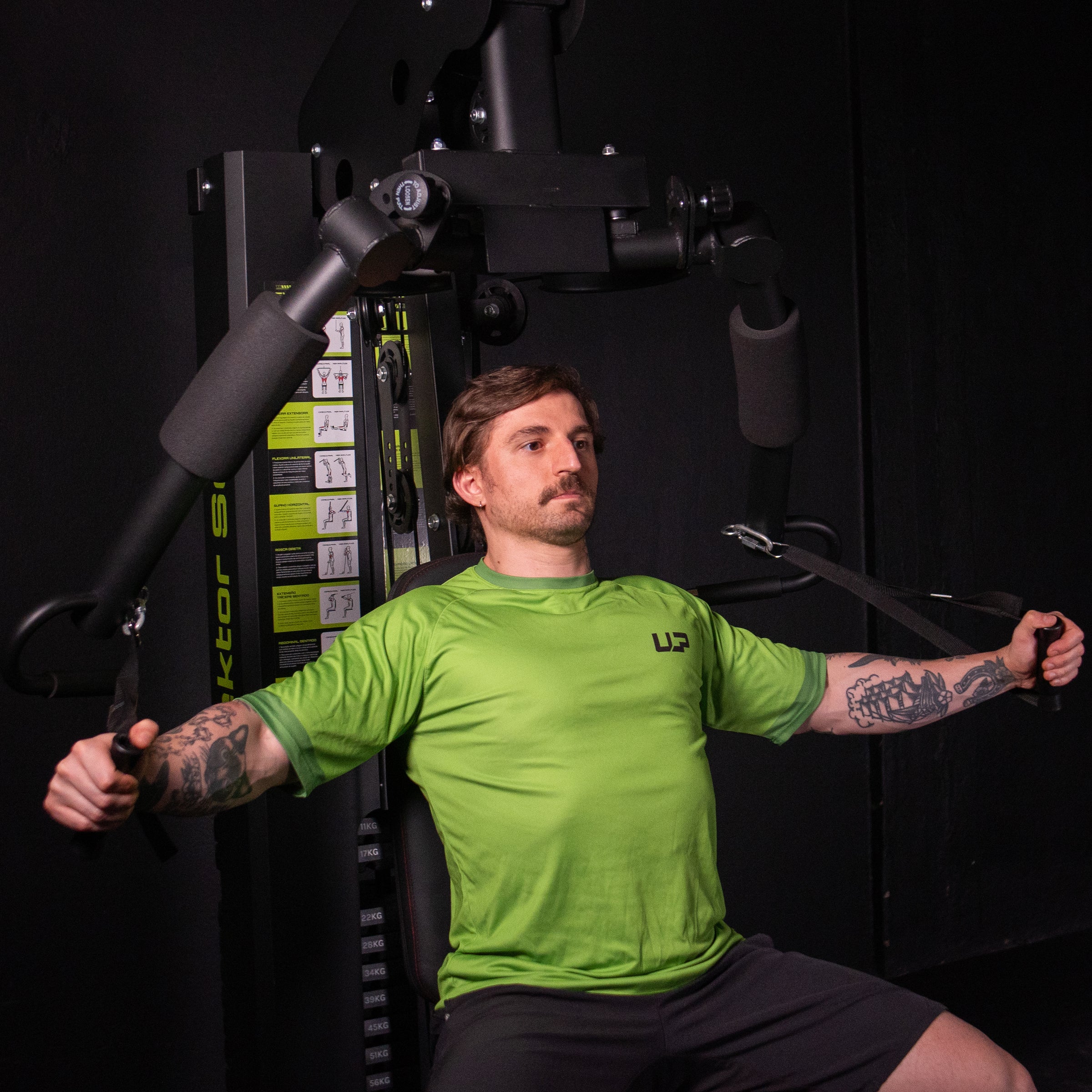 Estação de Musculação 85kg 18 em 1 Vektor Solo UPLIFT
